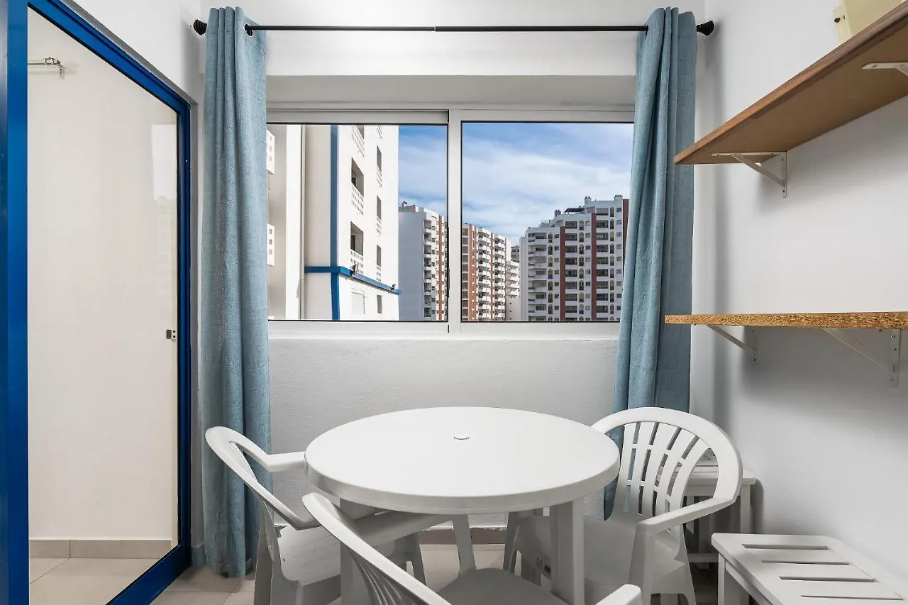 Wonderful Praia Da Rocha Flat By Lovelystay Portimao