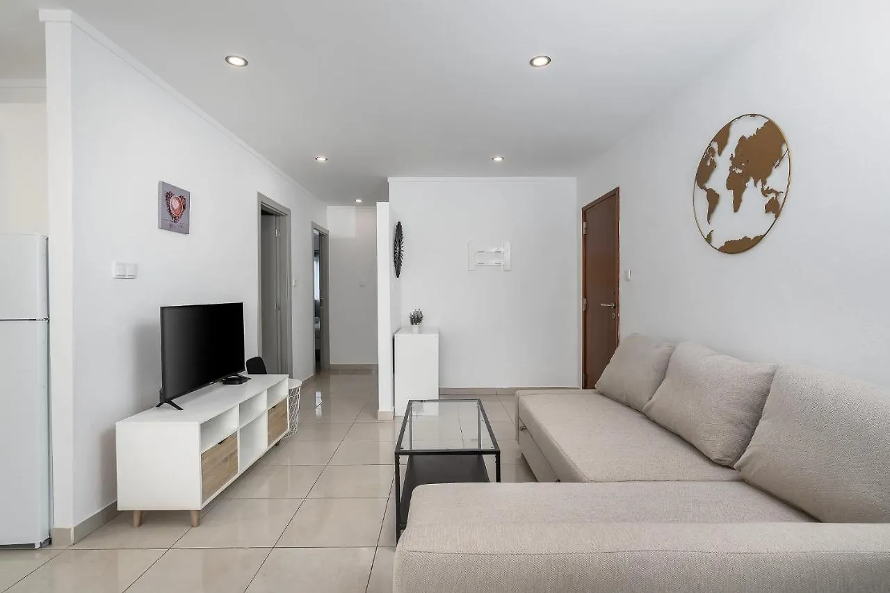 Wonderful Praia Da Rocha Flat By Lovelystay Portimao 0*,  Portugal
